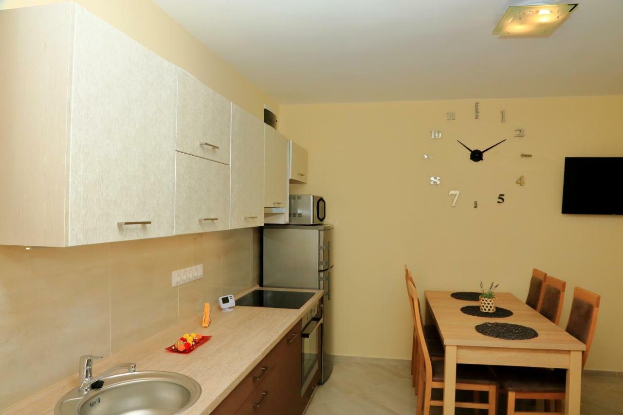 Mária Apartman Pécs Exterior foto