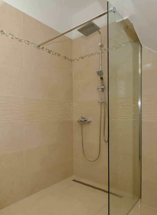 Mária Apartman Pécs Exterior foto