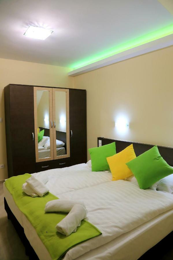 Mária Apartman Pécs Exterior foto